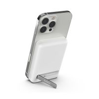 Pin sạc dự phòng không dây BOOSTCHARGE Belkin Magnetic 7.5W - 5.000mAh - có chân chống - cáp đi kèm C-C 1m BPD004 (tương thích iPhone 15)