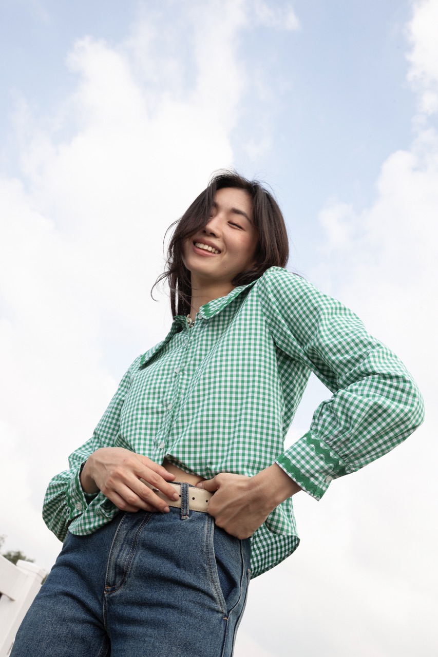 TheBlueTshirt - Áo sơ mi caro tay dài kiểu bèo tay nhún cho nữ - Jessie Shirt - Women
