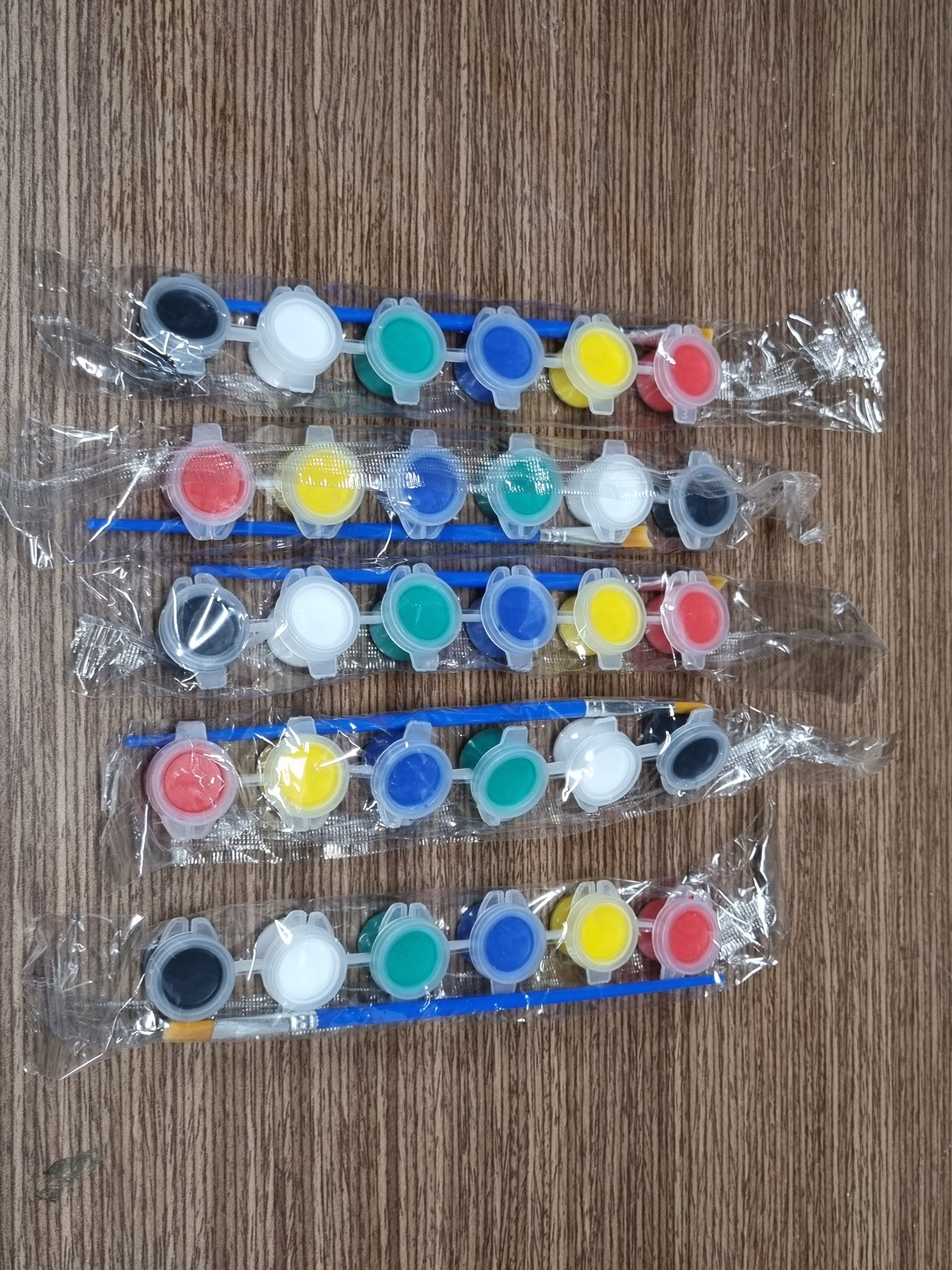 Combo 05 bộ màu tô tượng và bút lông
