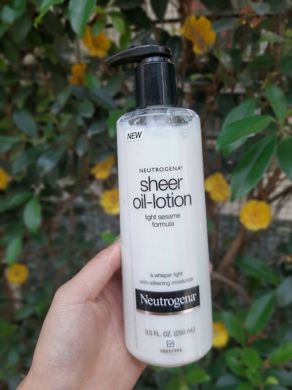 [Hcm]Sữa Dưỡng Thể Trắng Da Neutrogena Body Lotion