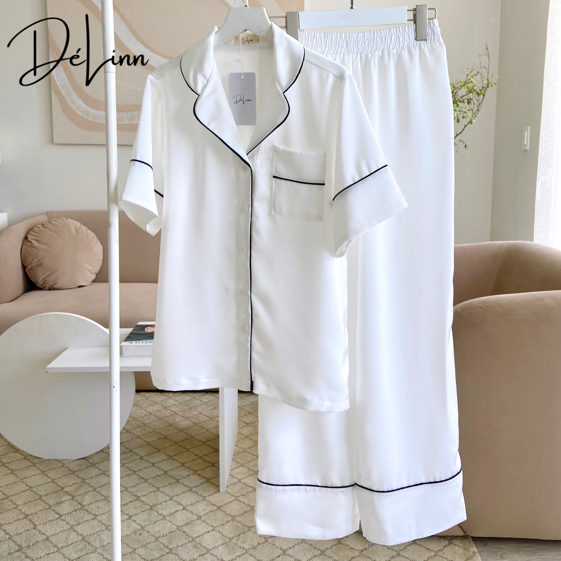 Đồ bộ ngủ mặc nhà Pijama lụa siêu mềm thiết kế cao cấp DéLinn tay ngắn quần dài lụa màu trắng viền đen