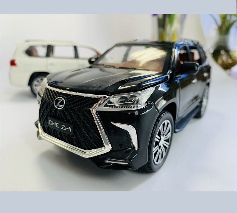 MÔ HÌNH XE Ô TÔ LEXUS LX570 1:24 (ĐEN)