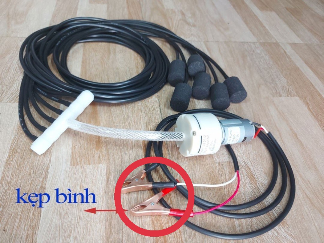 Máy sủi oxy bể cá 12v kẹp bình ắc quy máy bơm oxi bể cá 12v