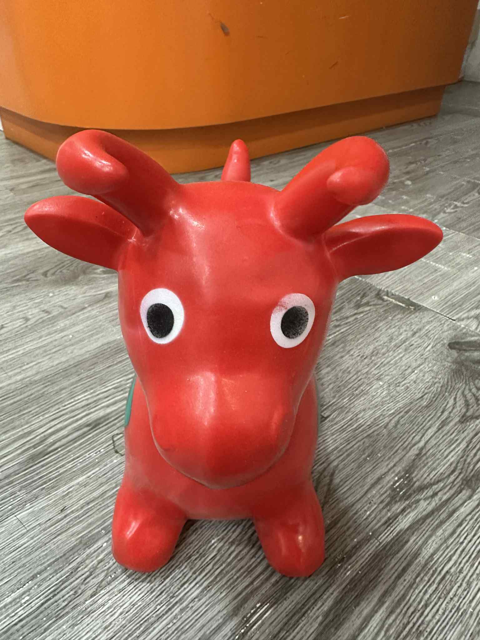 🦌 Thú Nhún Cao Su Hình Tuần Lộc Đáng Yêu – Đồ Chơi Vận Động Cho Bé