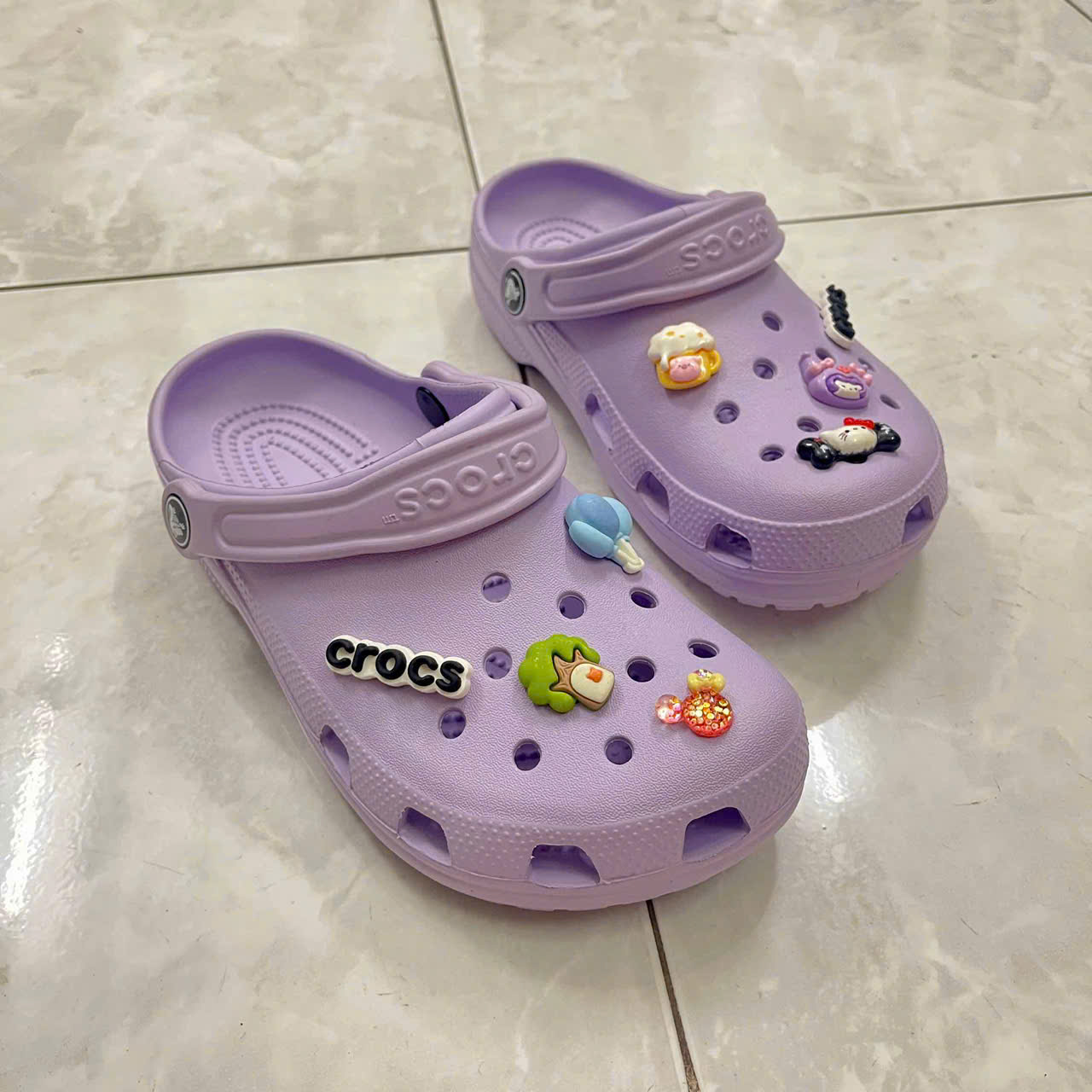 [Chính hãng-lỗi 1 cắt] Dép crocs tím nam nữ STKM đi biển đi chơi bao êm tặng sticker trang trí