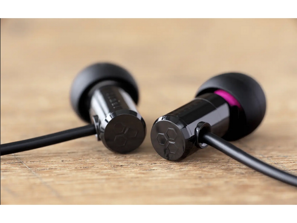 Tai nghe Final Audio E500