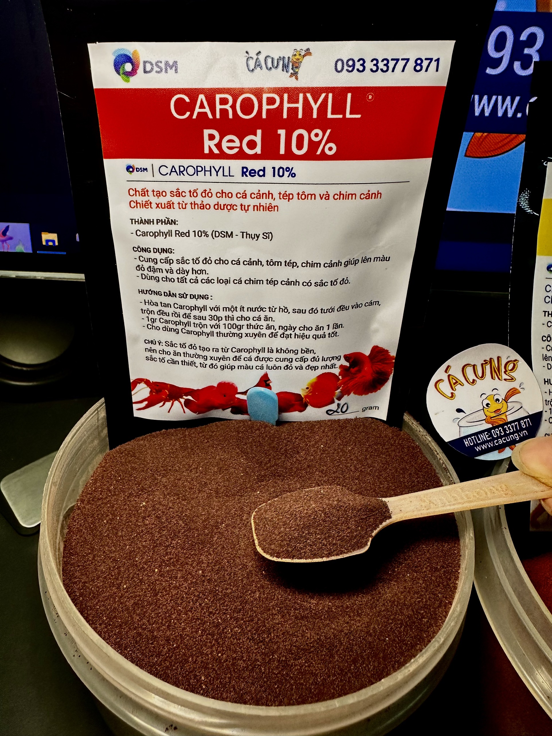 Bột Kích Màu Carophyll Red 10% cho cá tôm tép chim - Carophyll Đỏ Tăng sắc tố đỏ trộn thức ăn cá (Hà