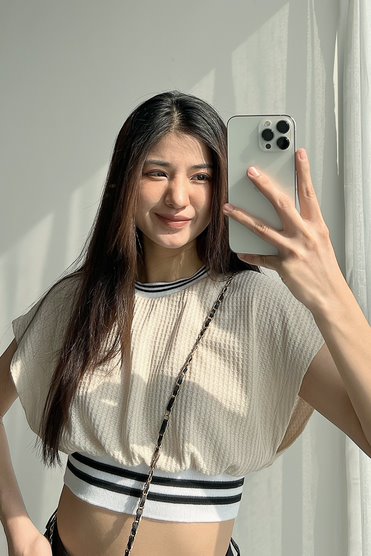 [NHẬP MÃ NOVFALAZSOCIAL02 GIẢM 40K ĐƠN 199K  ] Áo Maybi croptop ôm thun waffle không tay phối bo