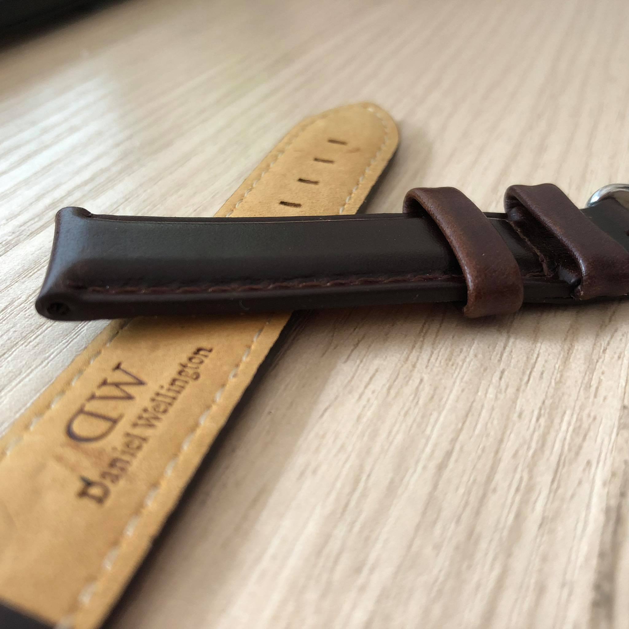 Dây da đồng hồ Daniel Wellington khóa vàng & bạc đủ size  DW Authentic [ Hàng Chính Hãng ]