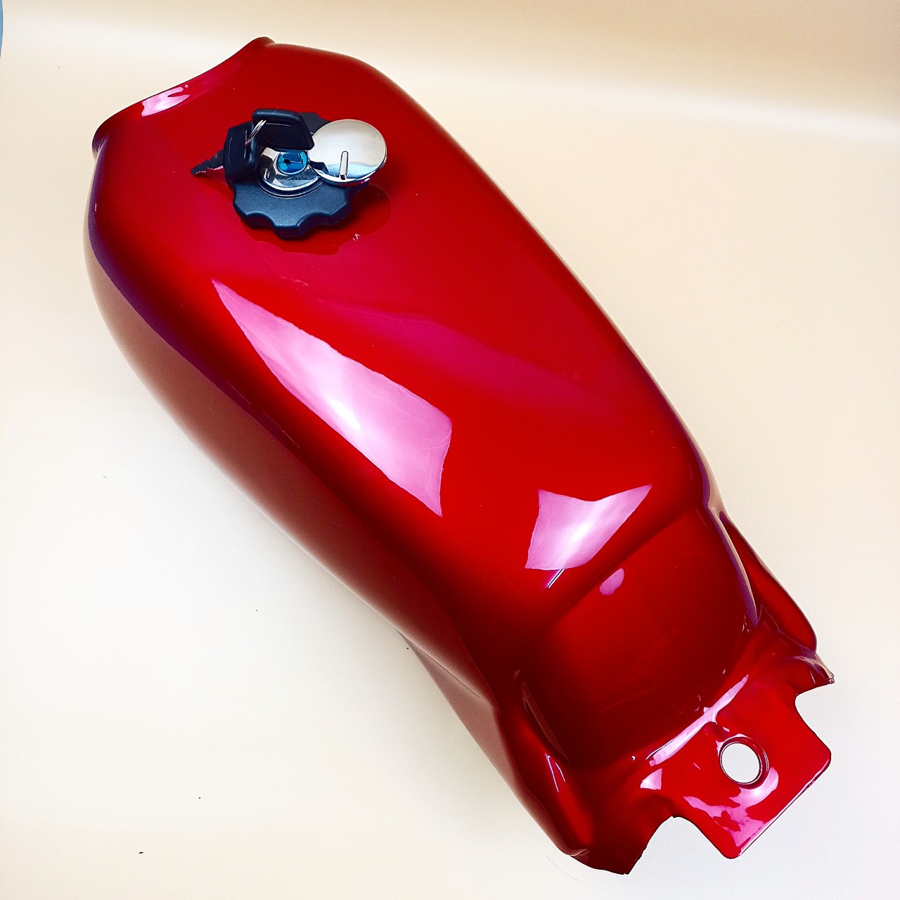 Bình xăng lớn xe  WIN 100 màu Đỏ Kèm nắp khóa bình xăng [SẴN HÀNG] Thùng binh xăng xe WIN siêu bền đẹp - LZD-G8822