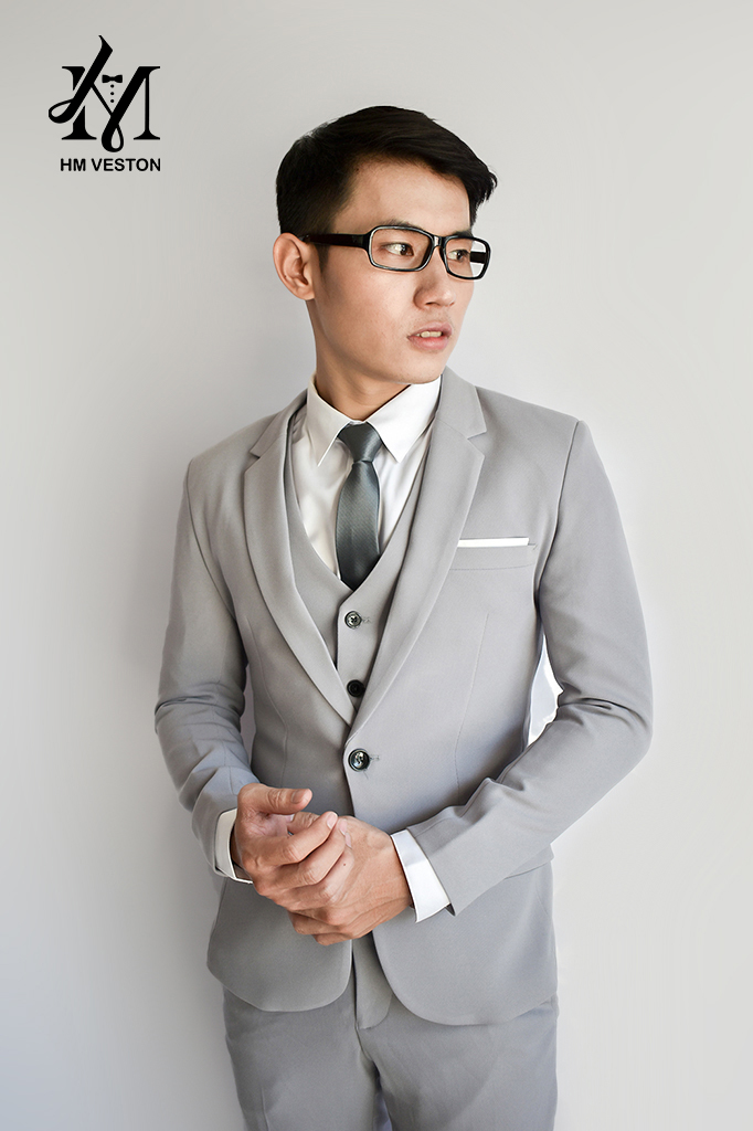 Combo bộ vest nam ôm body màu xám ghi (áo vest + quần tây + áo gile) tặng kèm cà vạt nơ