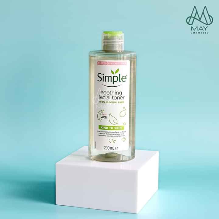 Nước Hoa Hồng Không Cồn Dành Cho Da Nhạy Cảm Simple Kind To Skin Soothing Facial Toner 200Ml