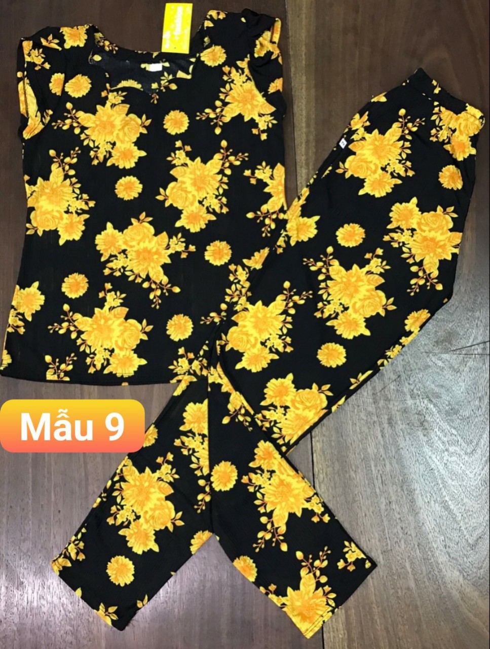 ĐỒ BỘ TRUNG NIÊN.THUN GÂN.QUẦN DÀI CỔ HOA ĐĂNG 4 SIZE 50KG ĐẾN 70KG.CÓ ẢNH CHỤP THẬT.TN04