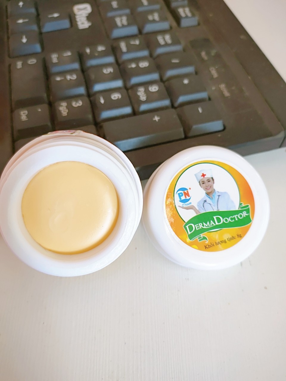 KEM DƯỠNG TRẮNG DA CHỐNG NẮNG GIỮ ẨM DERMADOCTOR