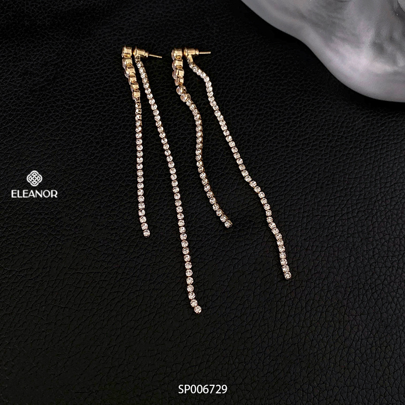 Bông tai nữ chuôi bạc 925 Eleanor Accessories khuyên tai dáng dài thiết kế tua rua đính đá phụ kiện