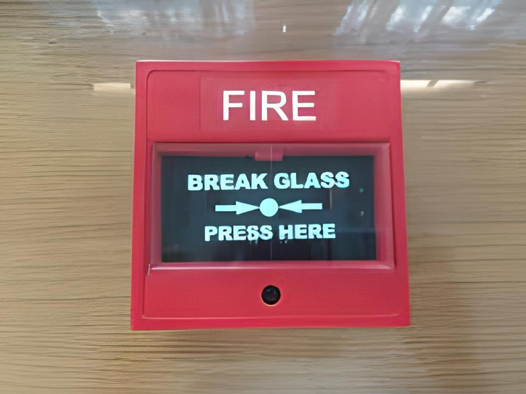 Nút nhấn khẩn vuông bể kính HORING AH-0217