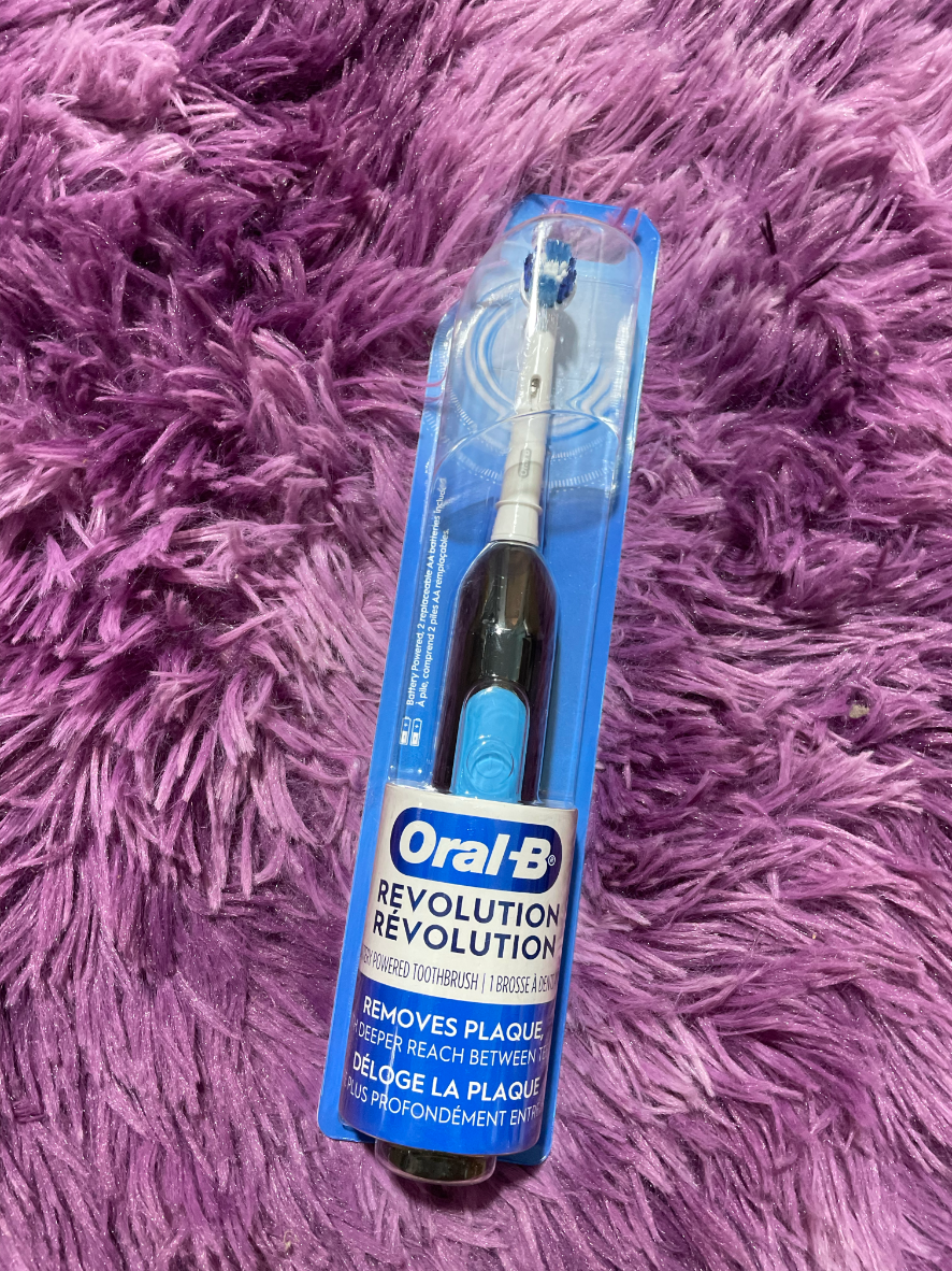 ( Màu Đen ) Bàn Chải Pin Oral-B Revolution - Dùng Pin AA  Bàn Chải Điện Dùng Pin Oral B Braun