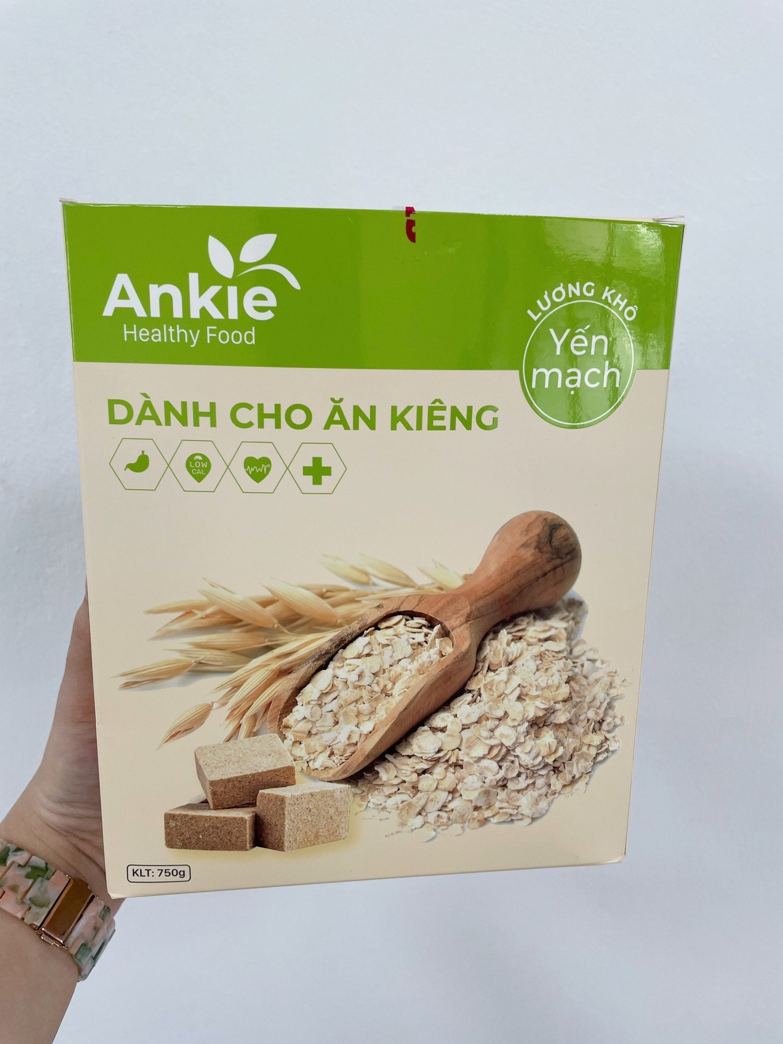 Lương khô ăn kiêng hỗ trợ giảm cân  cho người tiểu đường Ankie hộp 750g