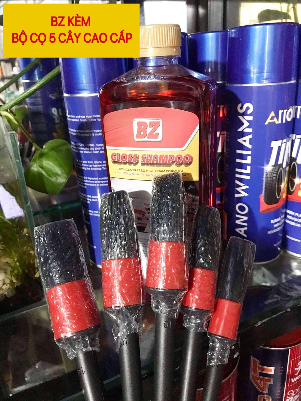 Xà bông BZ nước rửa xe BZ Gloss Shampoo 1L Nước Rửa Xe BZ Xà Bông BZ Kèm Cọ Rửa Xe Và Bao Tay Rửa Xe