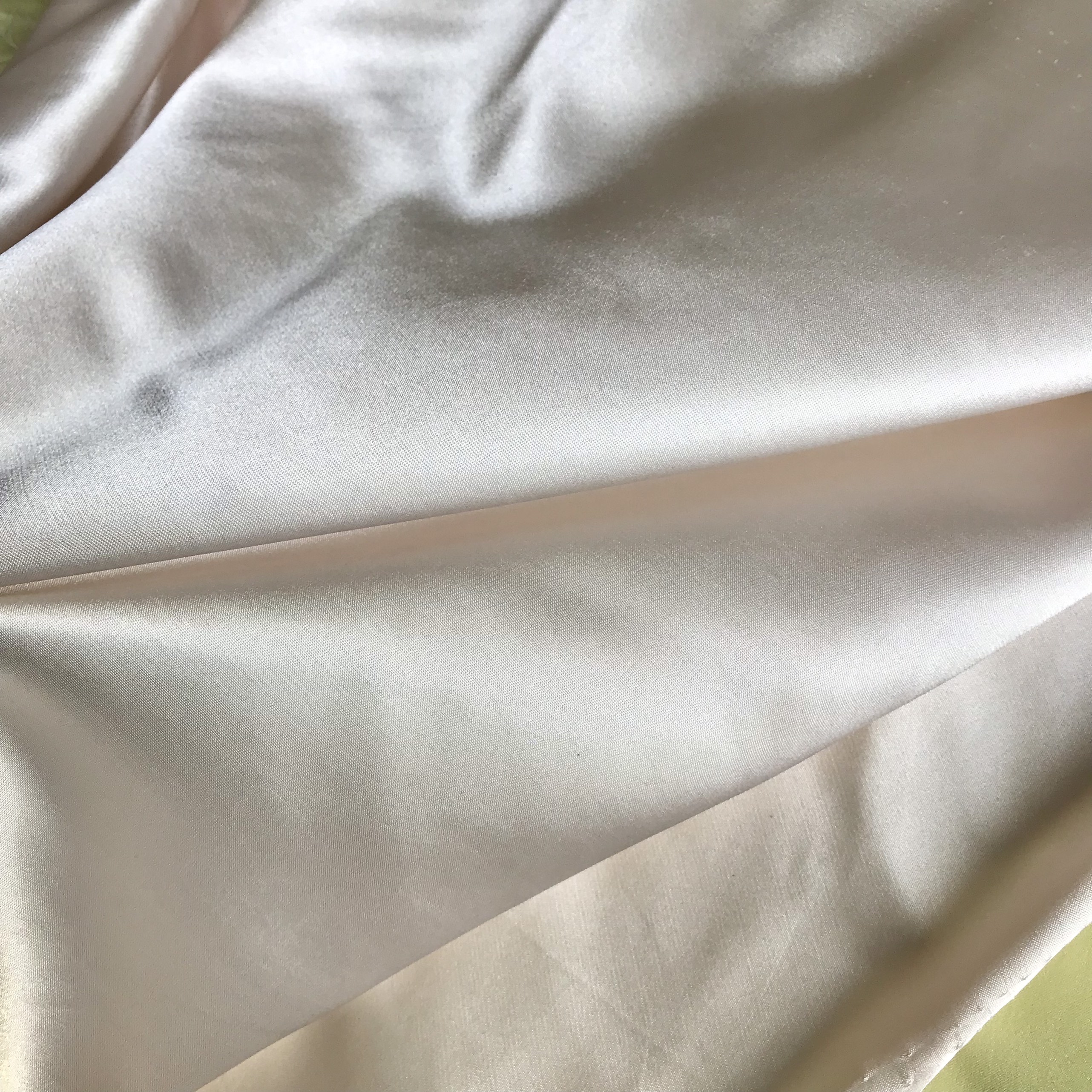 Vải Satin Màu Trơn Khổ 1m5 - Chất Đàn Hồi Nhẹ 2 Chiều Láng Bóng Rũ Nhẹ - May Váy Đầm Quần Áo Dài