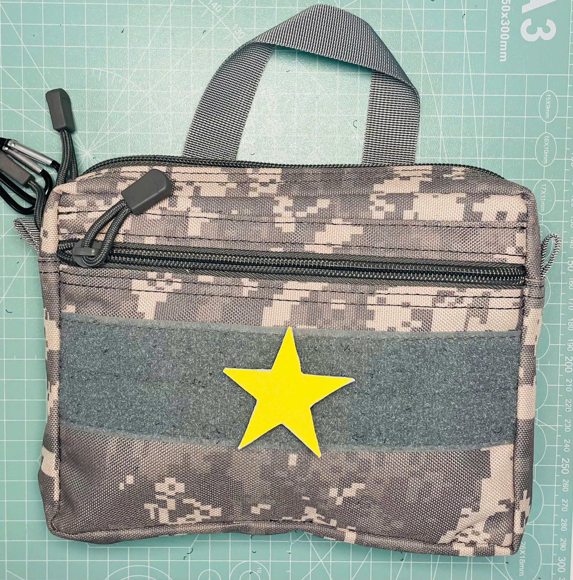 Patch Velcro dán in hình Cờ Việt Nam - Chibi ( Hình in công nghệ Decal không Viền Gân ) - Poseidon.est2019