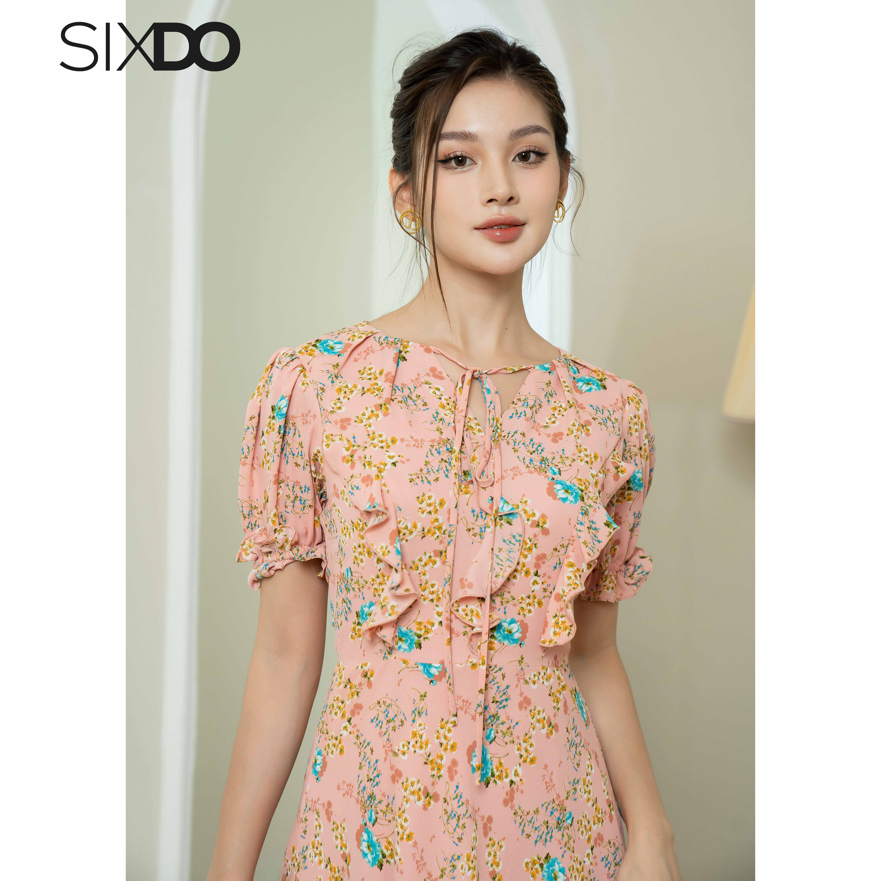 Đầm hoa chiffon phối bèo SIXDO (Peach Pink Floral Midi Chiffon Dress)