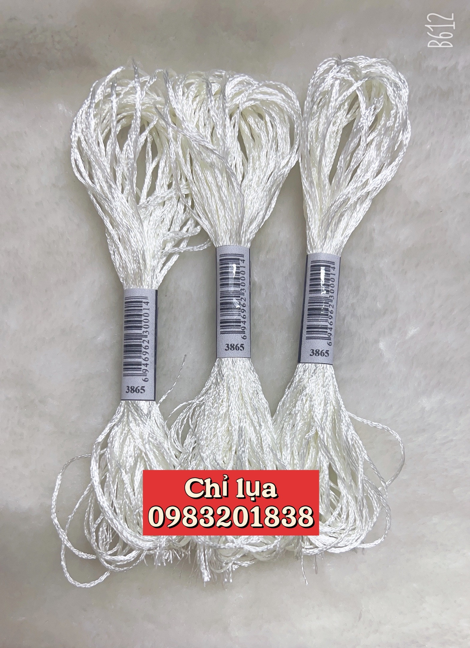 Chỉ lụa thêu tranh chữ thập chỉ lẻ theo tép chọn màu theo mã DMC