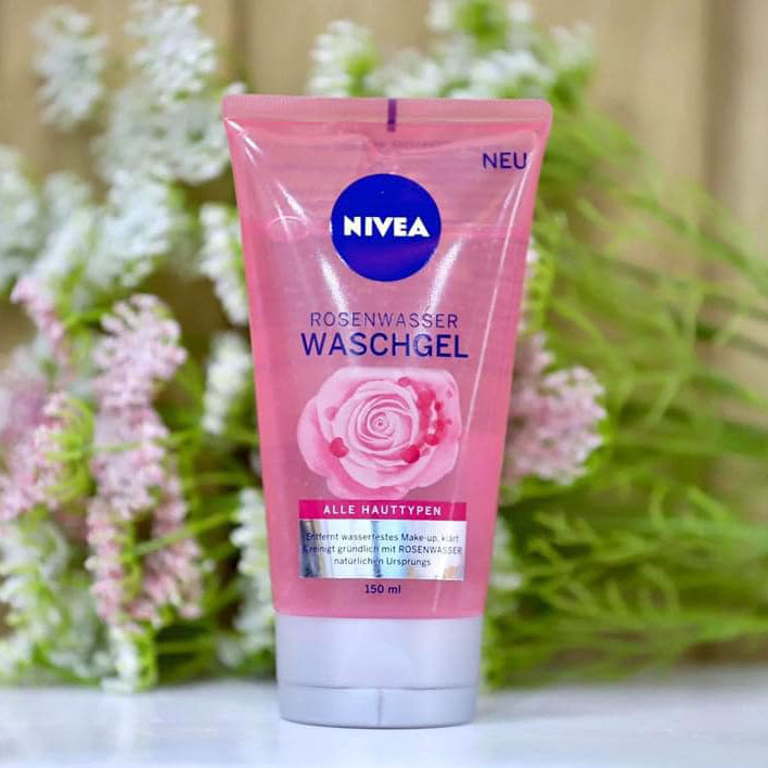 Sữa Rửa Mặt Hoa Hồng Nivea Rosenwaser 150Ml