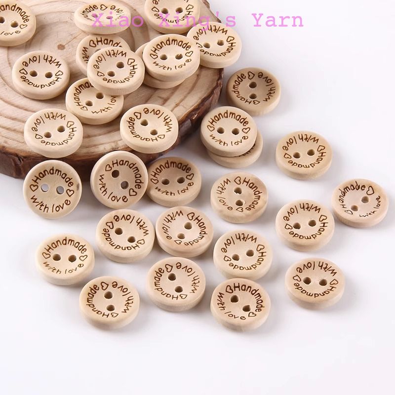 Nút gỗ tròn Handmade with love lỗ 15mm làm đồ handmade thủ công ( SL: 10 cái ) | Xiaoxingyarn
