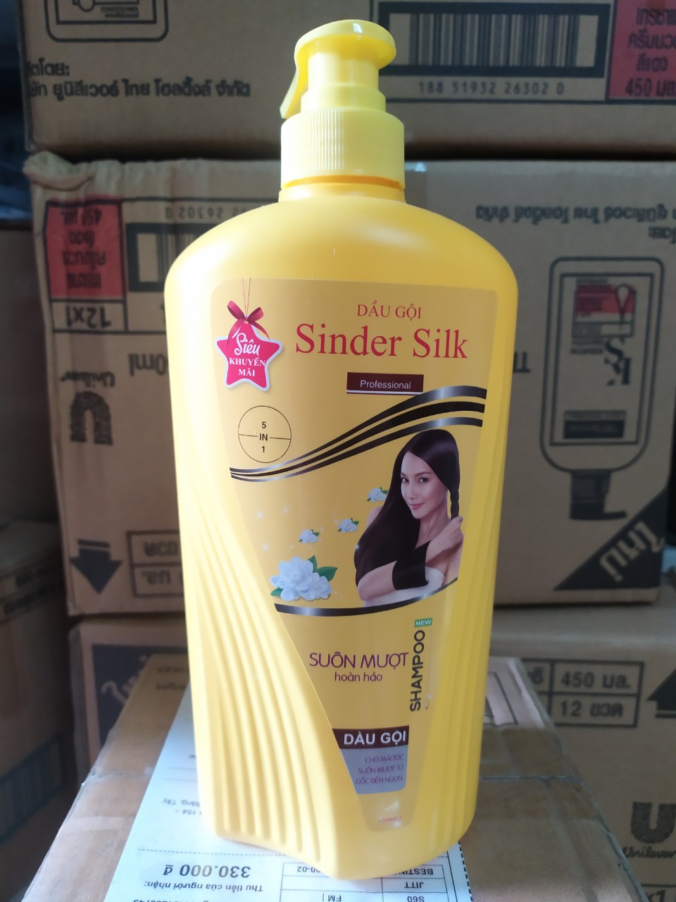 Dầu Gội Shinder Silk Chai Vàng 1000Ml Cho Tóc Suôn Mượt Sạch Gàu