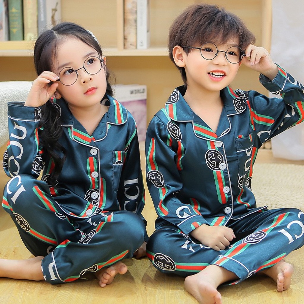 Đồ Bộ Pijama Lụa Cho Bé Gái Dài Tay In Hình Mic key Ngộ Ngĩnh Bộ Đồ Ngủ Cho Bé Chất Lụa Satin Cao Cấp - SUMO KIDS
