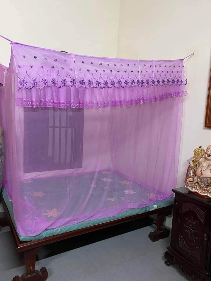 Màn mùng tuyn dây CÓ CỬA kích thước : 1m6x2m 1m8x2m 2mx2m2 - Chất vải lạnh Thái lan. ren thêu cao cấ