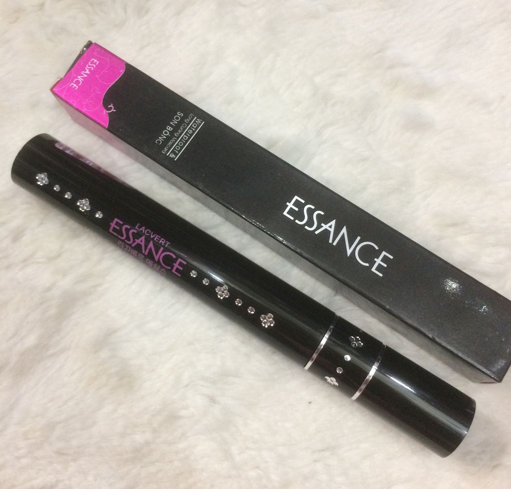 Mascara Essance Giúp Cong Và Dài Mi 7G