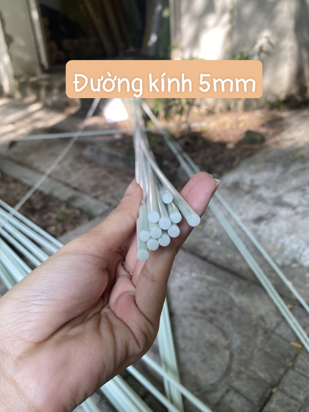 Com bo 10 thanh Khung vòm trồng rau STT-X Nan vòm sợi thủy tinh Khung màng luống Rau Hoa gieo Mạ  kh