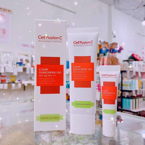 [CHÍNH HÃNG]  Kem chống nắng CELL FUSION C Clear Sunscreen 100 Cell Fusion C Clear Sunscreen 100 ( Màu Xanh) Dành cho da dầu da mụn và có nhiều vấn đề chất kem màu da nâng tone vừa với da