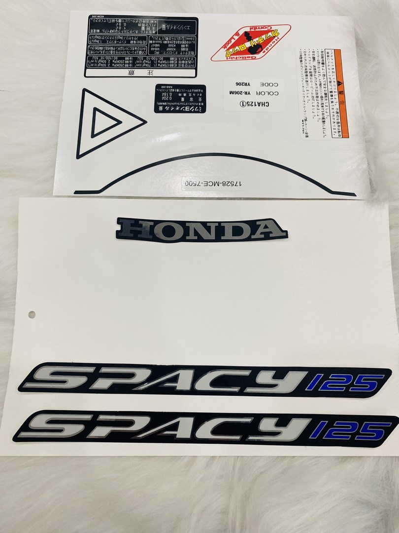 Bộ tem cặp chữ nổi kèm thông số xe Honda spacy 125 có sẵn keo siêu dính