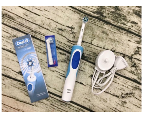 Bàn Chải Điện Oral B Cho Người Lớn