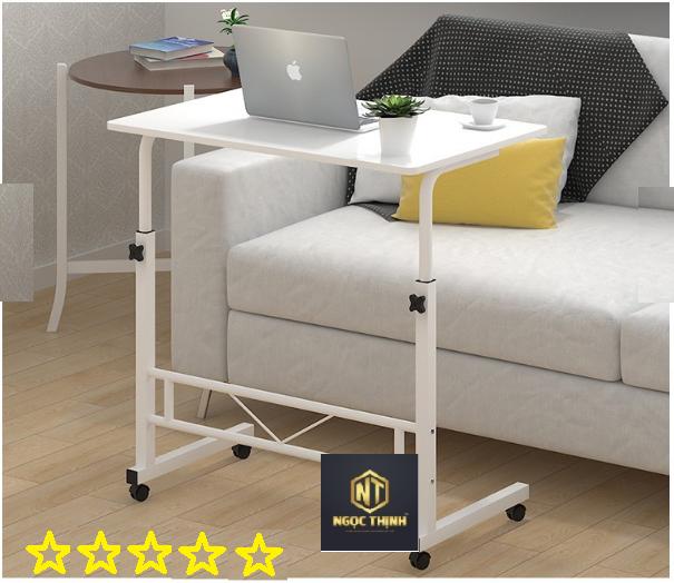 Bàn làm việc có bánh xe di động dể dàng tháo lắp dể dàng nâng hạ độ cao phù hợp với mọi lứa tuổi sử 