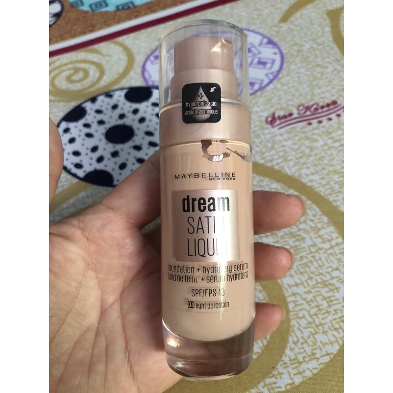 Kem Nền Maybelline Dream Satin Liquid Foundation W/ Hydrating Serum 30Ml - 04 Light