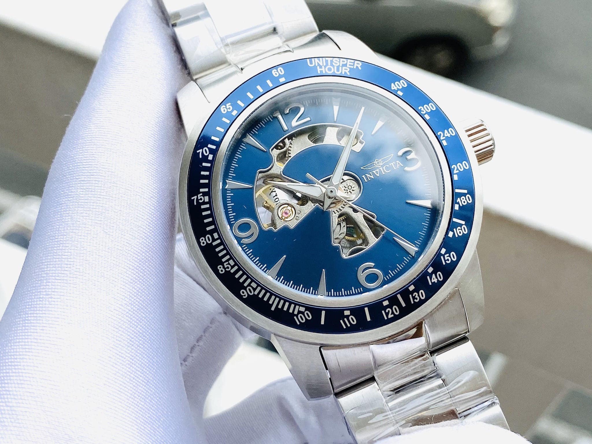 Đồng hồ Nam Invicta 38549 Specialty Automatic Blue Skeleton Dial Mens Watch