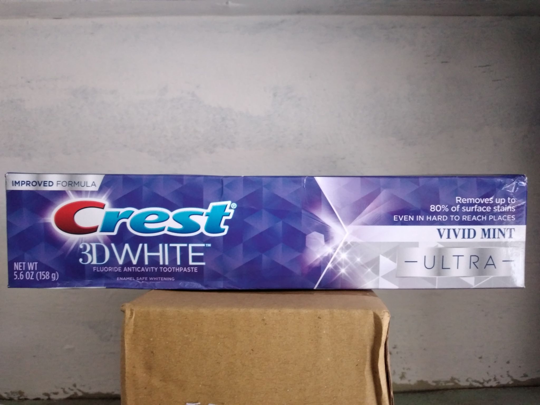 [HCM]Kem đánh răng Crest 3D White Ultra 158g