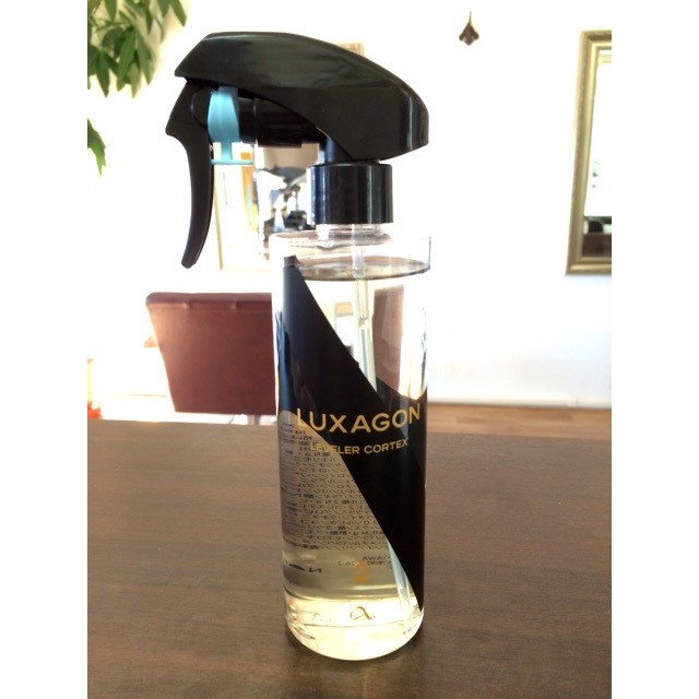 Xịt dưỡng tóc Luxagon Leveler Cortex Nhật Bản 250ml