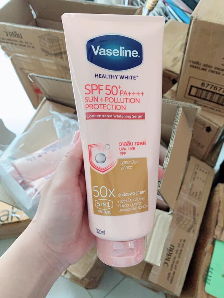 Sữa Dưỡng Thể Vaseline Perfect Serum 50X Tuýp 320ml Sữa Dưỡng Thể Vaseline Perfect Serum 50X Tuýp 320ml