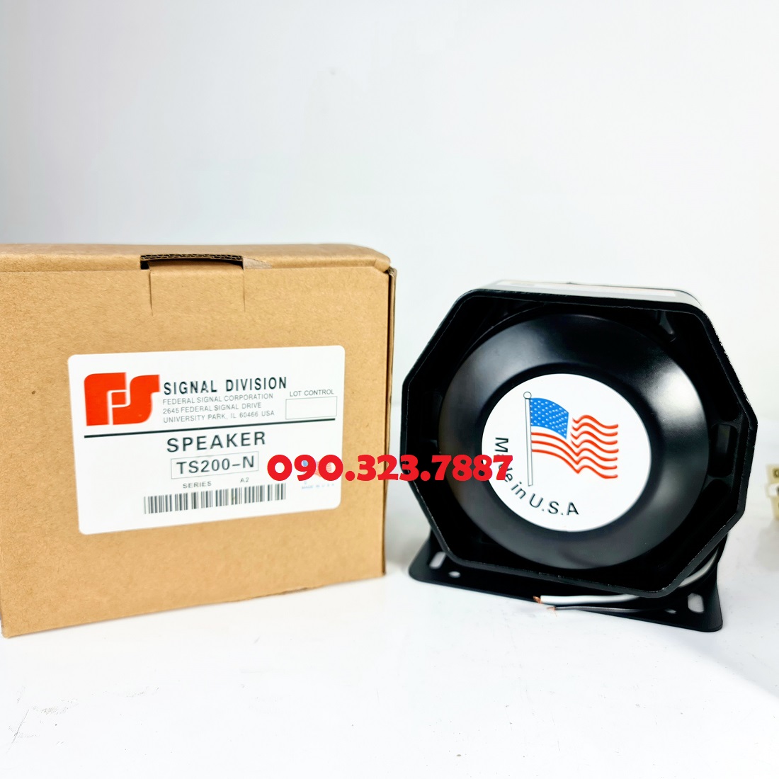 Bộ Còi Hú cho xe ưu tiên: CJB 200W + Loa dẹt (9 Chế Độ Âm Thanh 12V/24V) - Kèm Micro Cầm Tay. Cao cấ