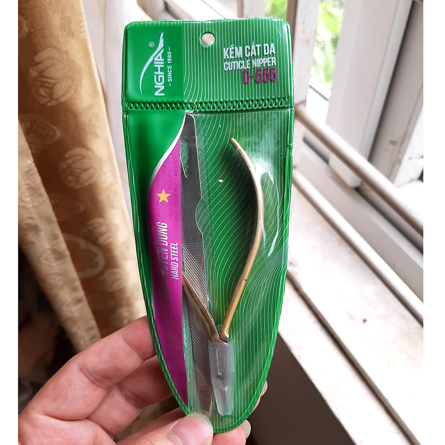 Kềm Cắt Da Kèm Dũa Móng Nail Cuticle Nipper