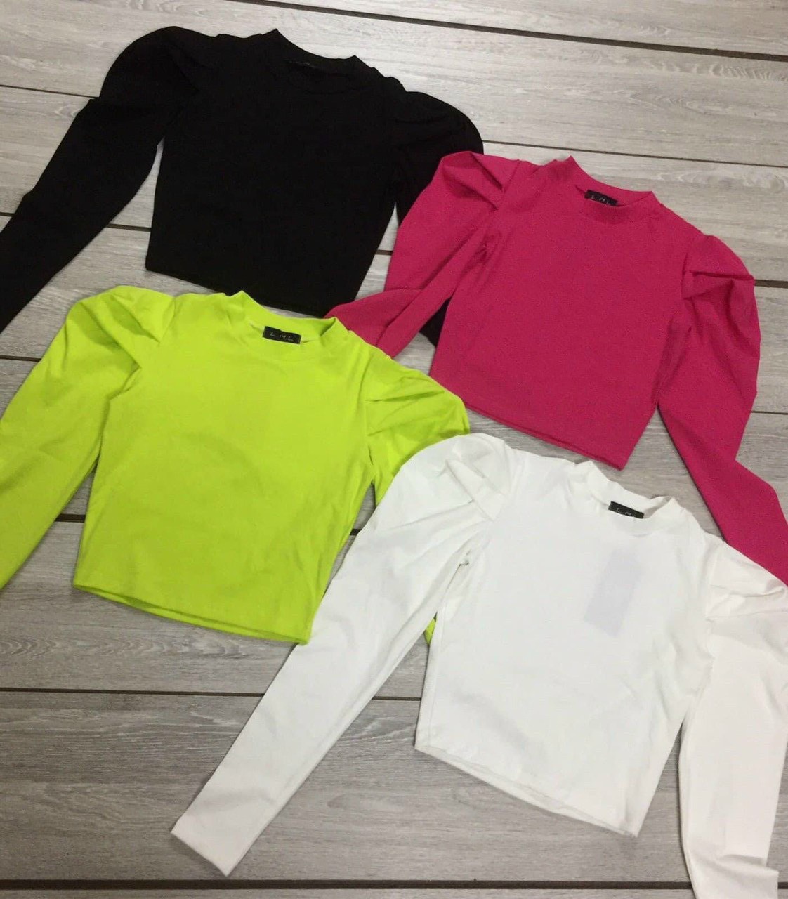 Áo Croptop Tay Dài Phồng Cổ Tròn Nhỏ Phong Cách Nữ Tính TTKXA0192