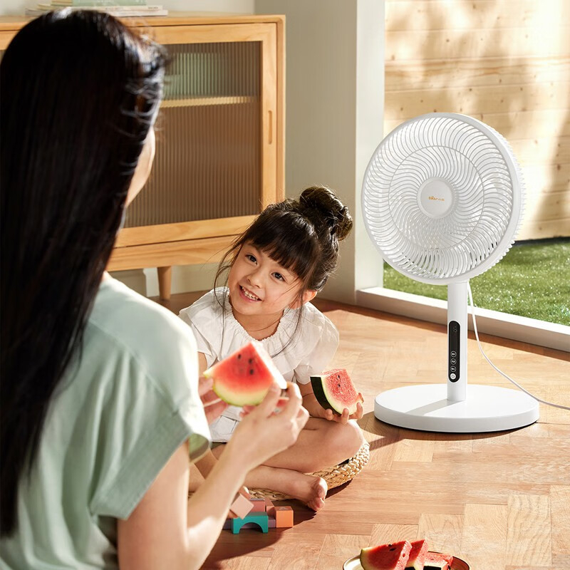 Quạt điện quạt cây Bear DFS-D40C3 thiết kế MỚI với 9 cánh tản gió rộng siêu mát hoạt động êm ái bảo 