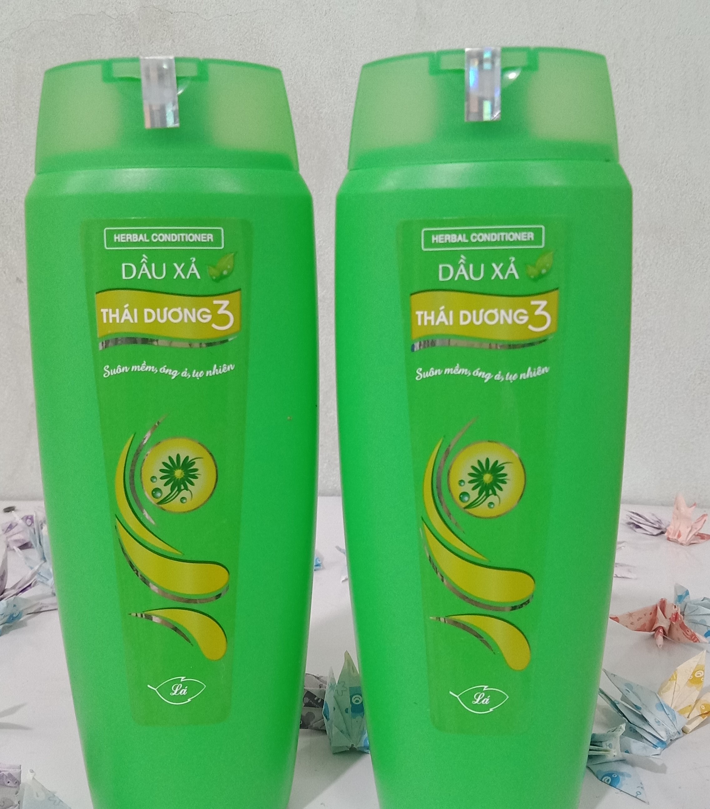 Dầu Xả Thái Dương 3 ( Lọ 200Ml Màu Xanh Lá) Tặng Kèm Bọt Biển Rửa Mặt