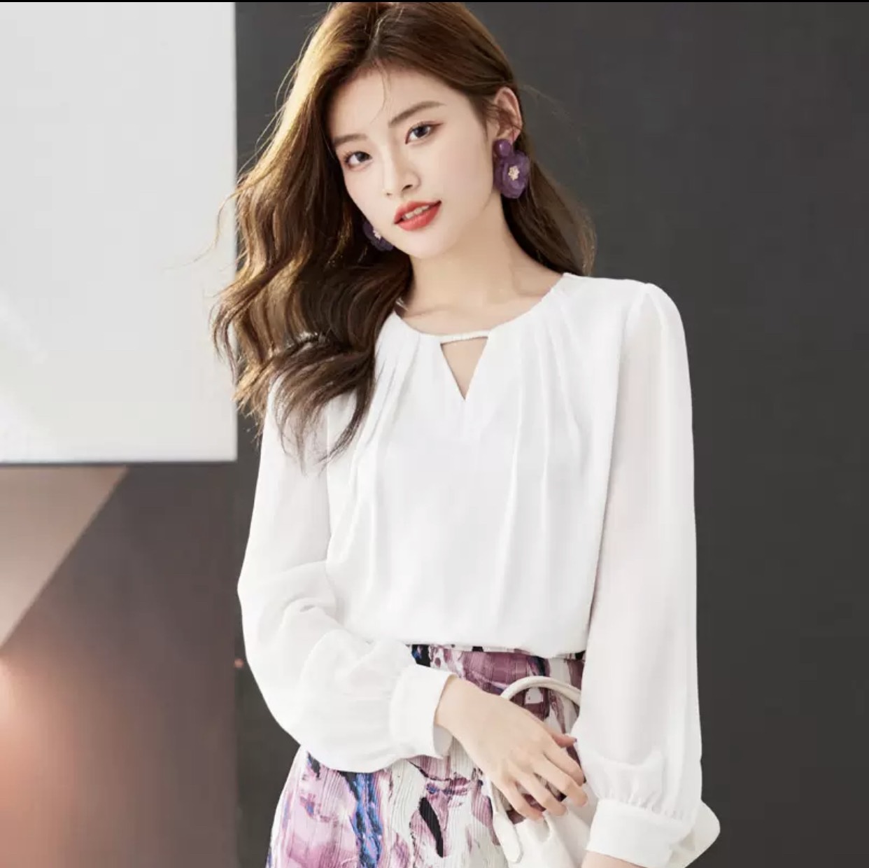 Áo Sơ Mi trung niên nữ U30 U40 U50 Áo Nữ Tay Dài Cổ V Dây Ngang  Đơn Giản HT_ Thời Trang Trung Niên