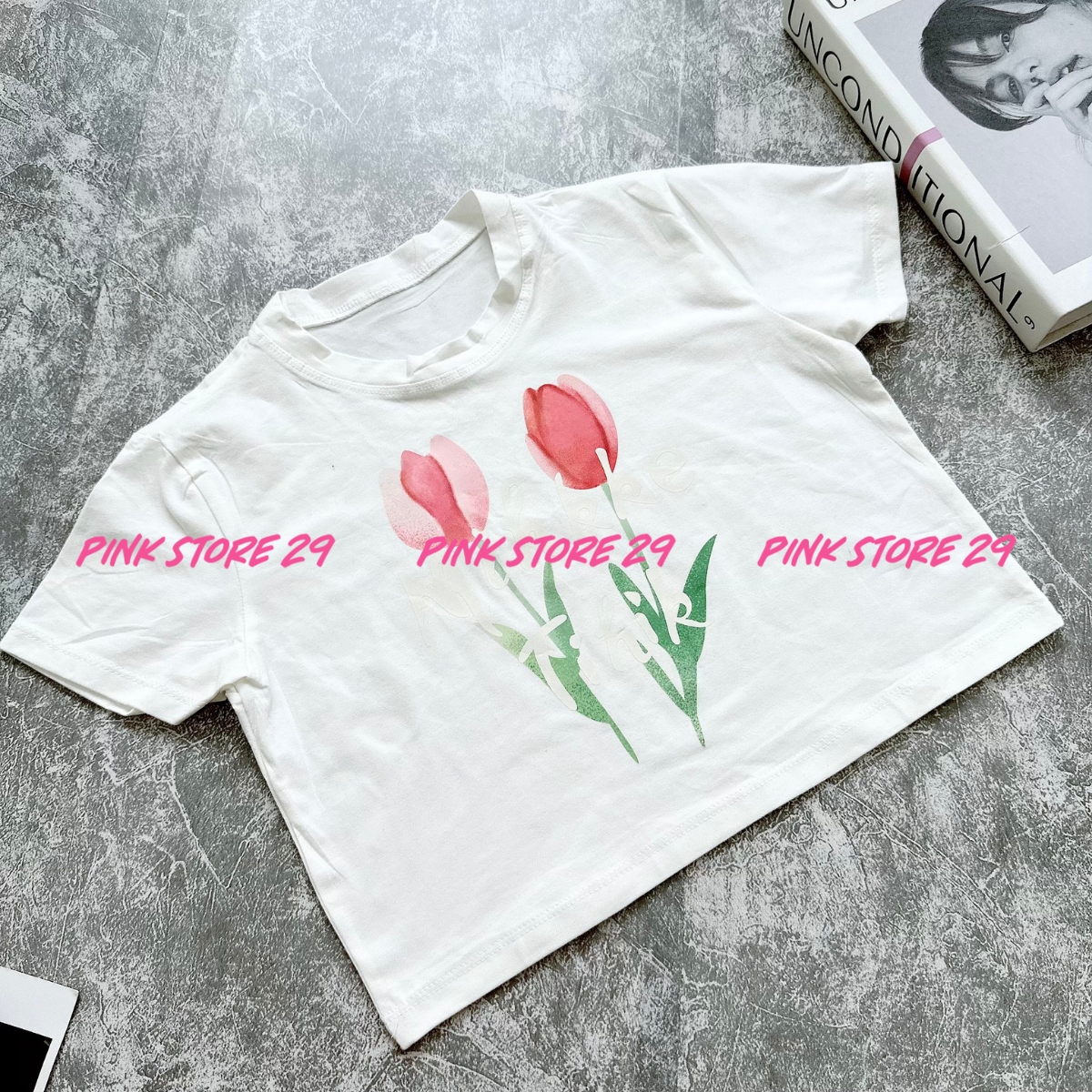 Áo croptop tay ngắn PINKSTORE kiểu cổ tròn phong cách dễ thương in hình 2 Hoa Tulip A5668